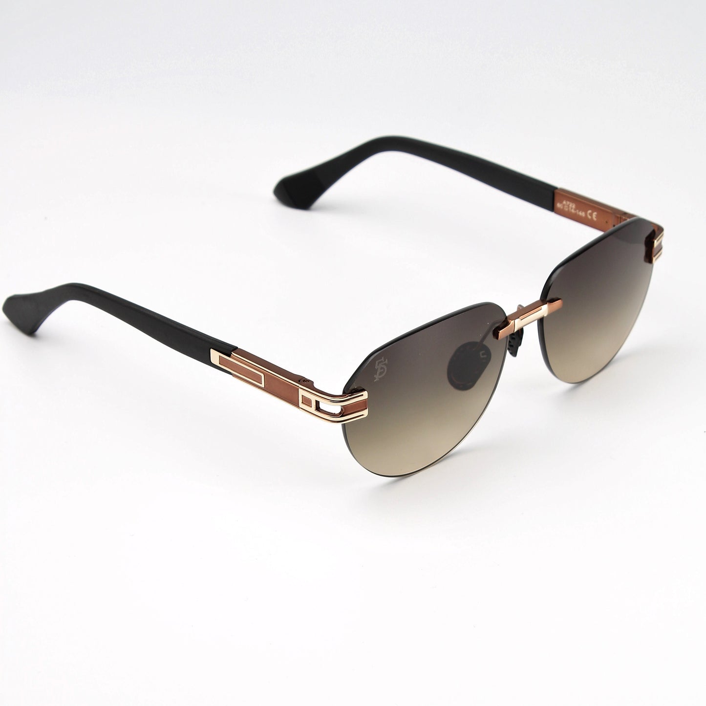 VOMAD SUNGLASSES