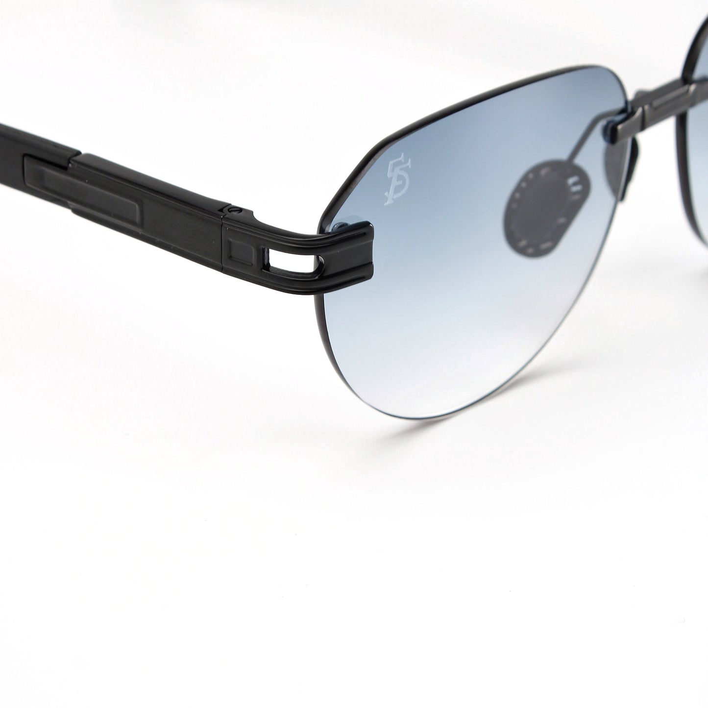VOMAD SUNGLASSES