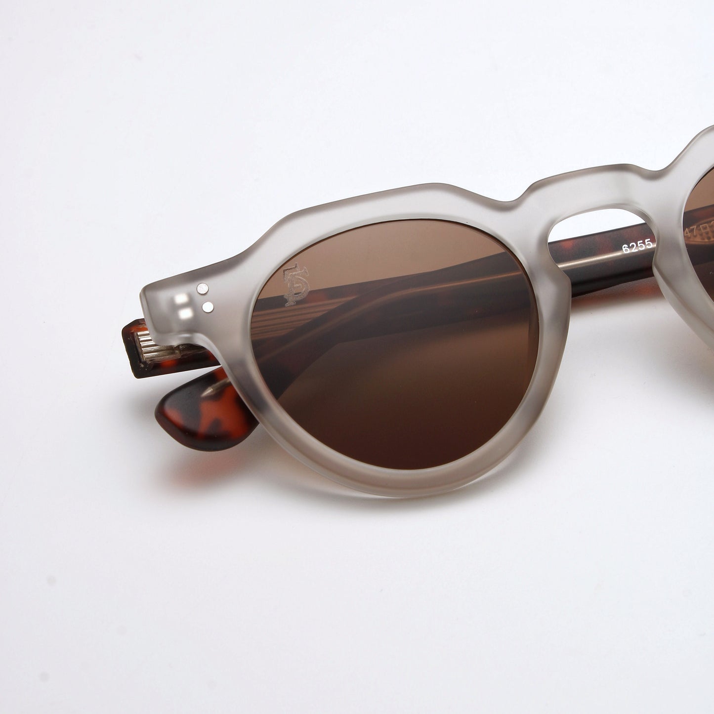 VELUN SUNGLASSES