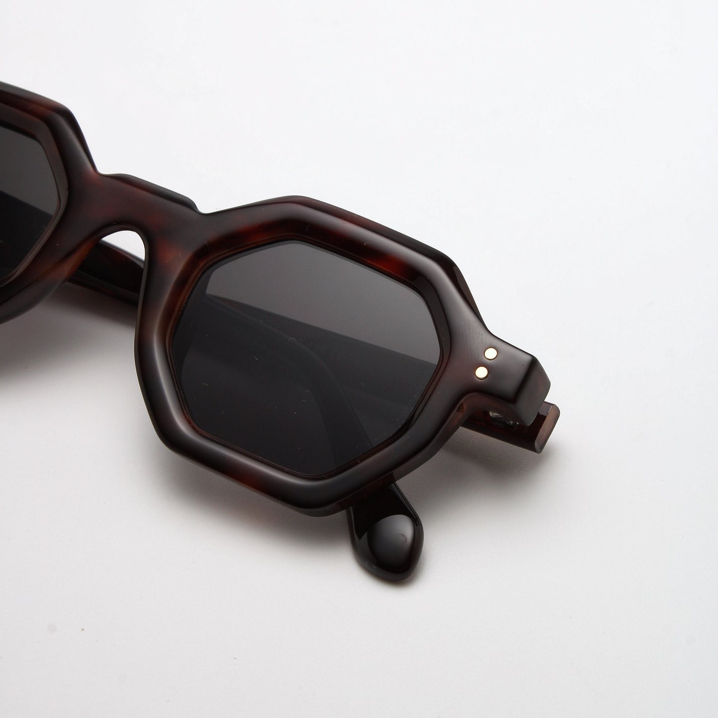 KALVO SUNGLASSES